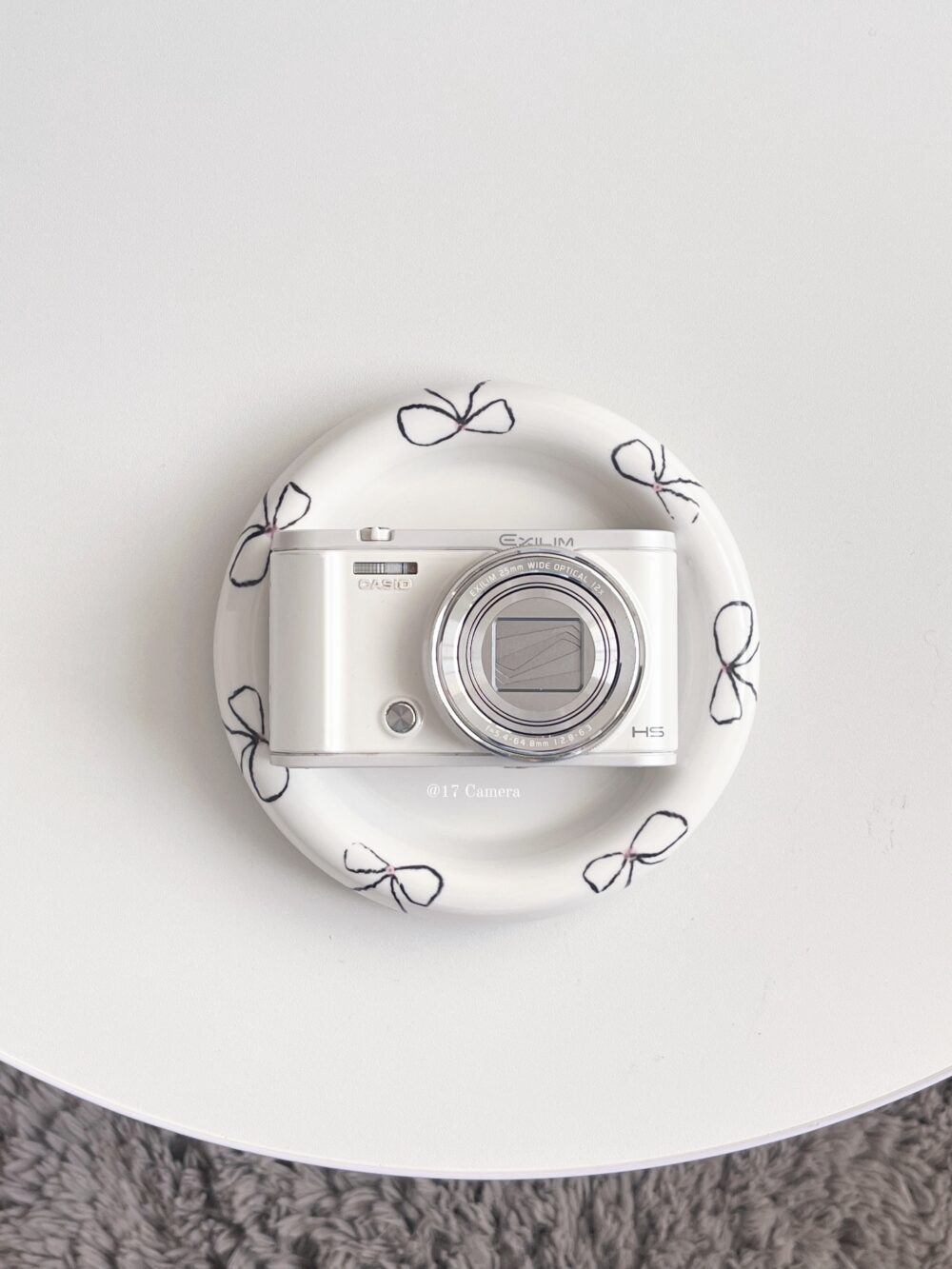 [人氣NO.1翻轉螢幕相機] Casio zr系列