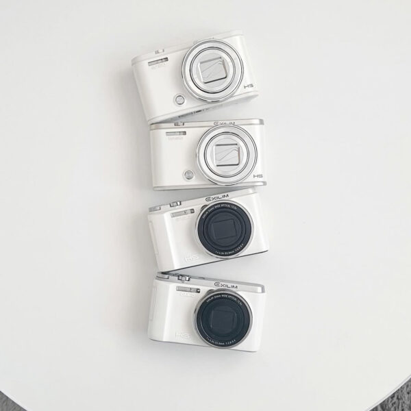 [人氣NO.1翻轉螢幕相機] Casio zr系列