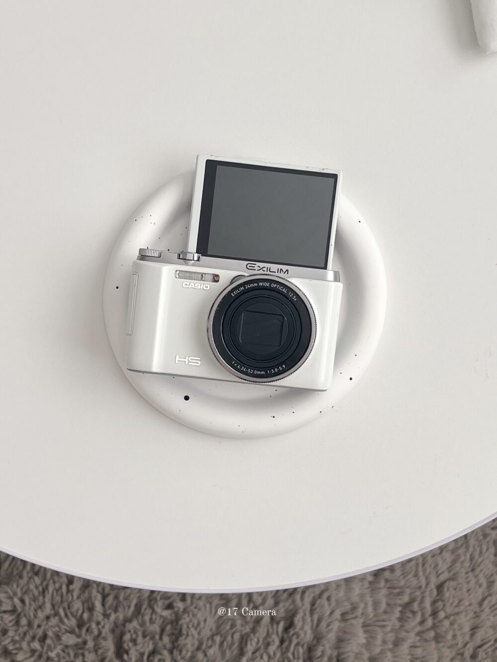 [人氣NO.1翻轉螢幕相機] Casio zr系列