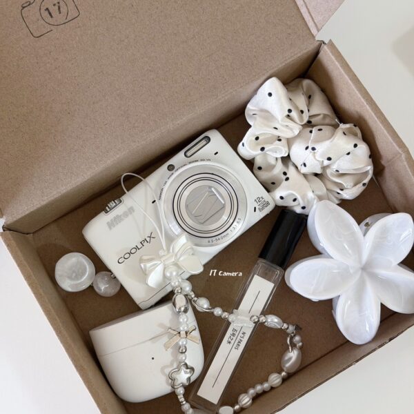 S__45817892_0 Nikon S6500